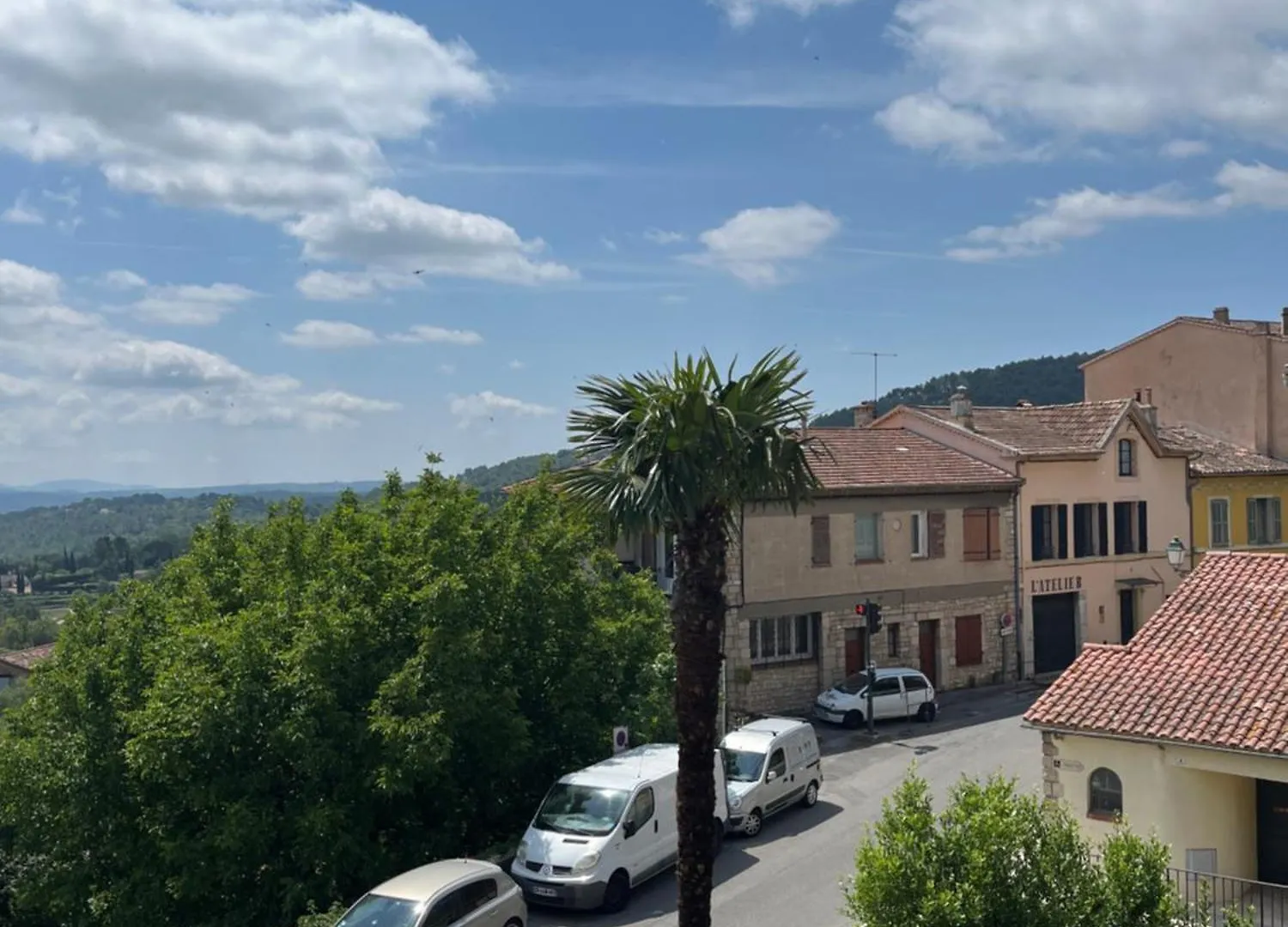 Charmant Appartement Renove Seillans France